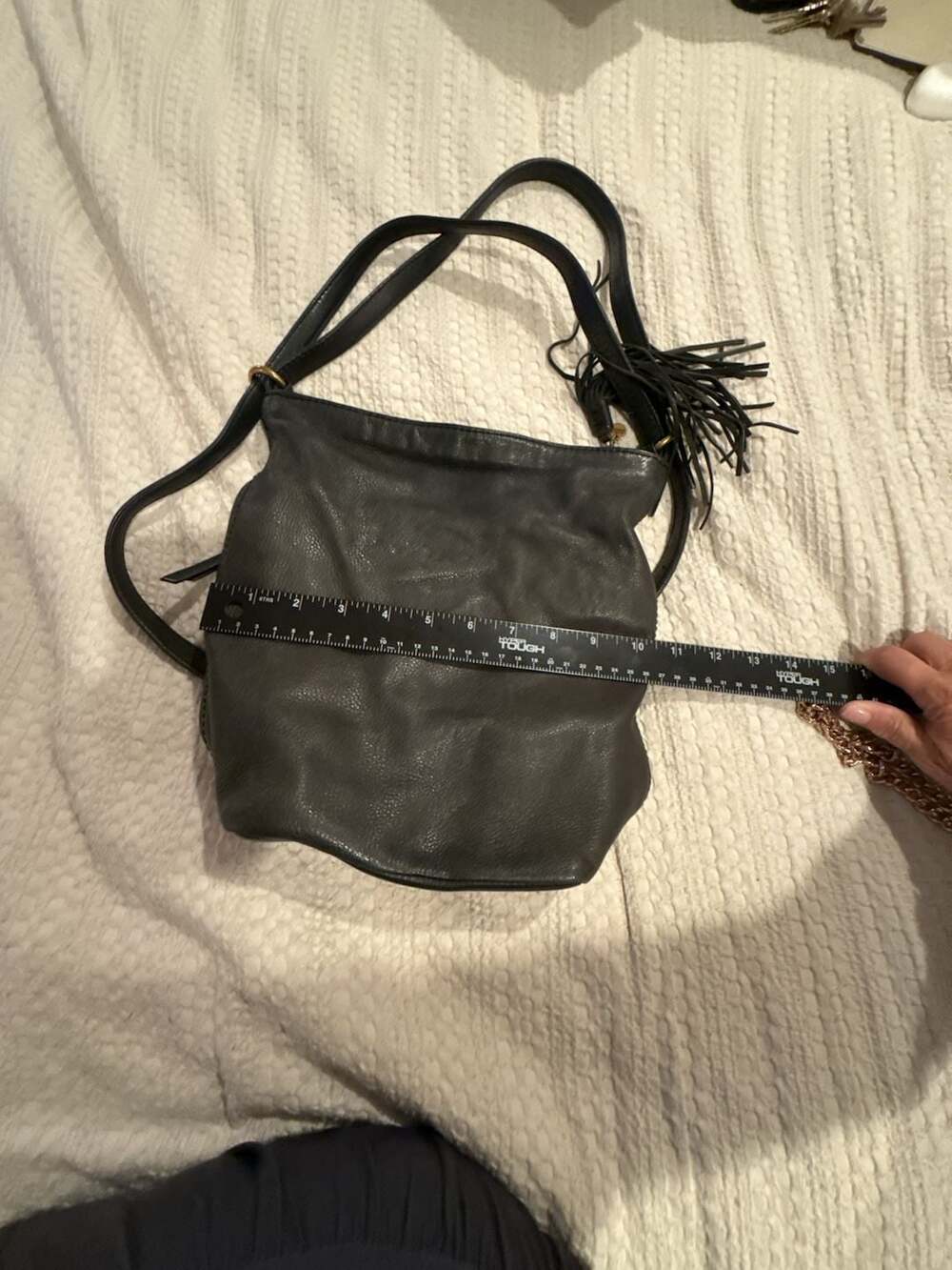Hobo The Original Black Leather Slouchy Shoulder Bag with Tassel - Picture 7 of 7